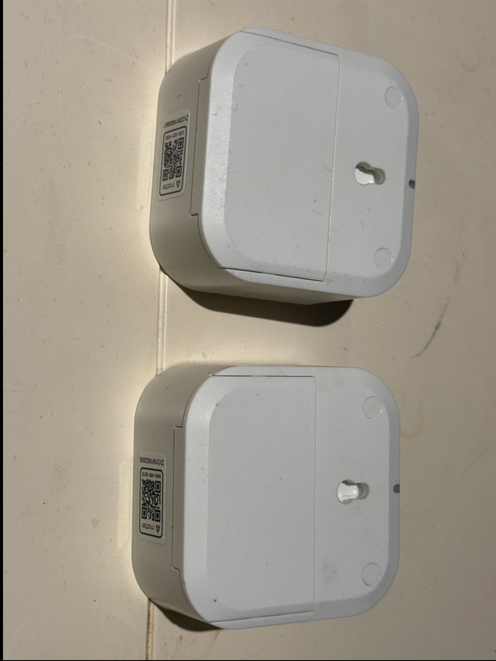 White Powerline Networking Adapter Duo - Compact Plug-In Units